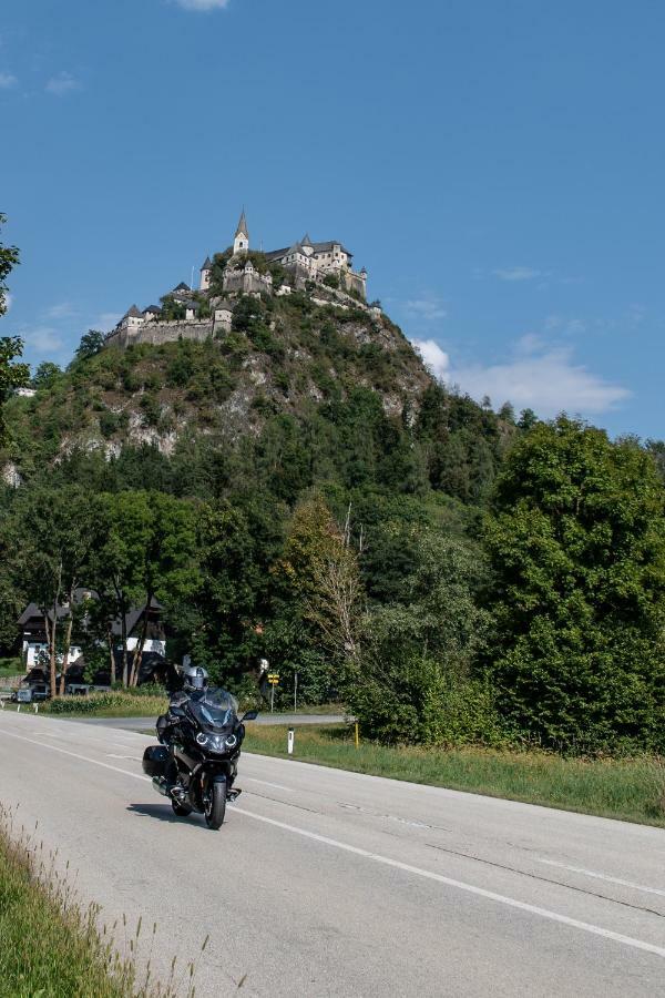Ferienwohnungen Panorama Harrys Bike Tours Филлах Экстерьер фото
